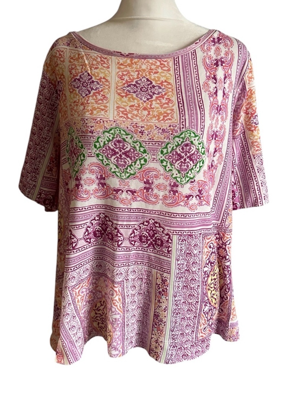 ChicoWomen’s Pink Patterned Short-Sleeve Top size 2
